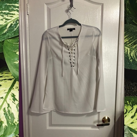 Lightweight bell sleeve lace up top - Picture 2 of 6